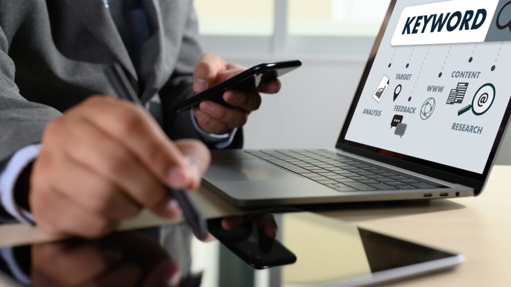 キーワードリサーチ コミュニケーションリサーチ、オンページ最適化、seo