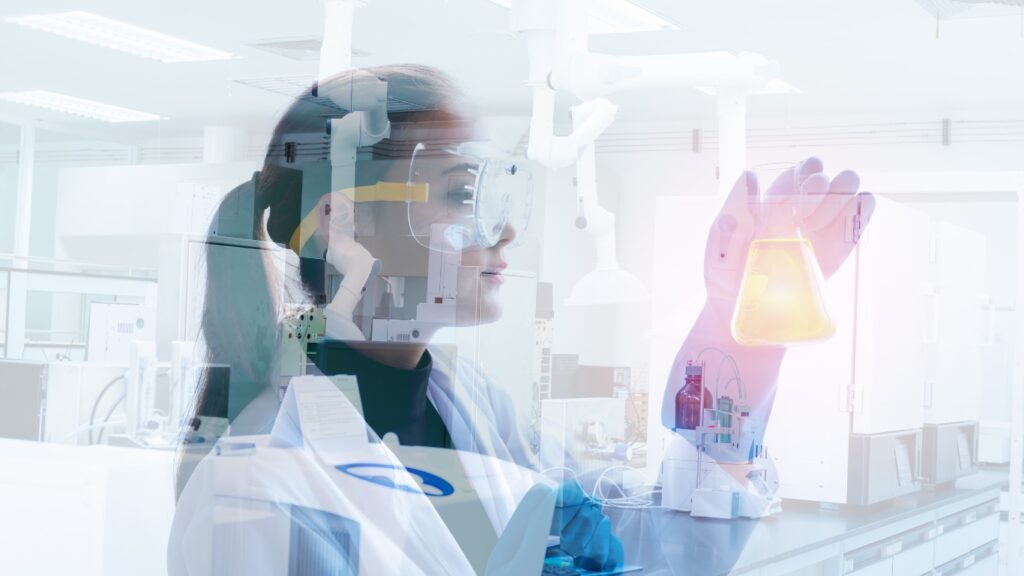 研究室で実験する科学者