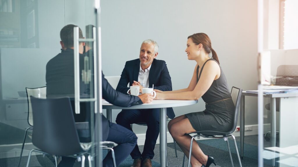 起業家のミーティング風景