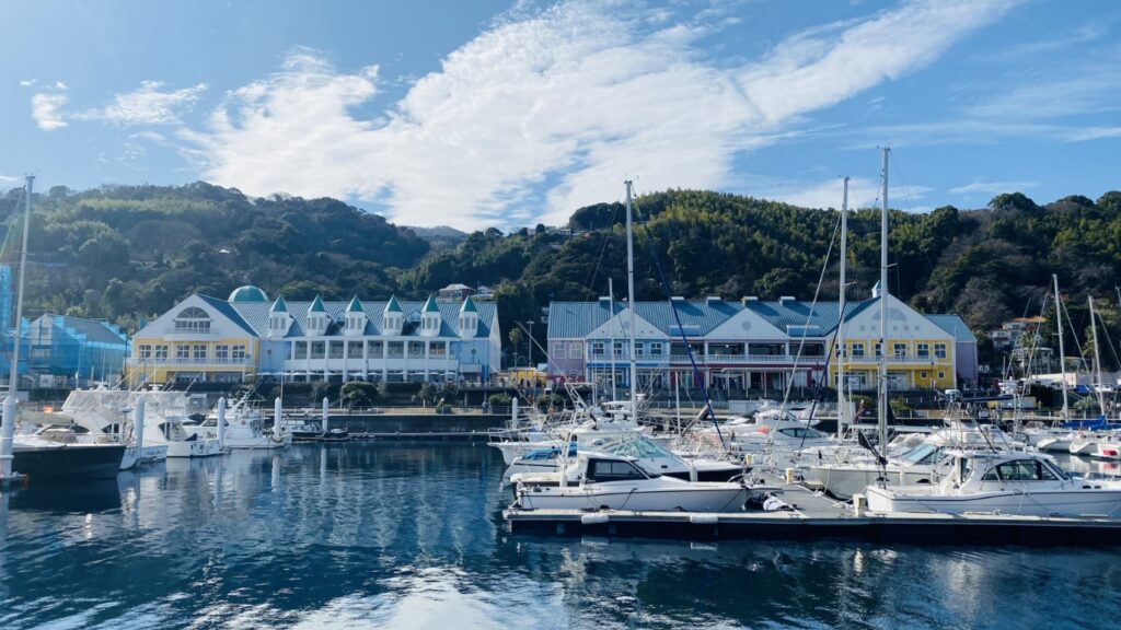 静岡県伊東市「伊東マリンタウン」