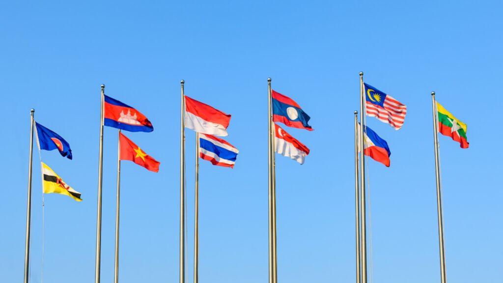 ASEAN諸国の旗