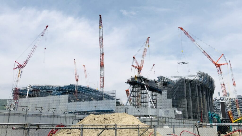 建設中のサッカースタジアム　広島