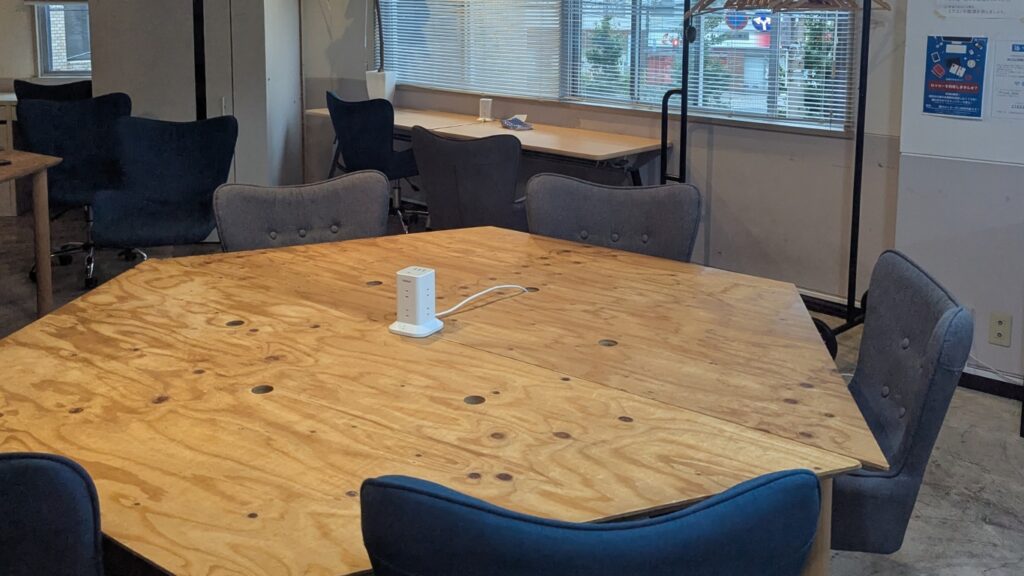 コワーキングスペース「16 Startups」